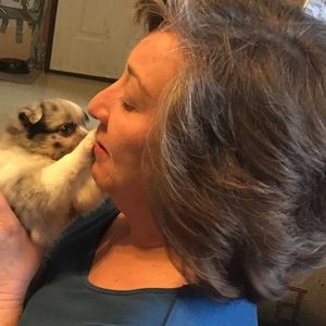 Meet your Posher, Loni